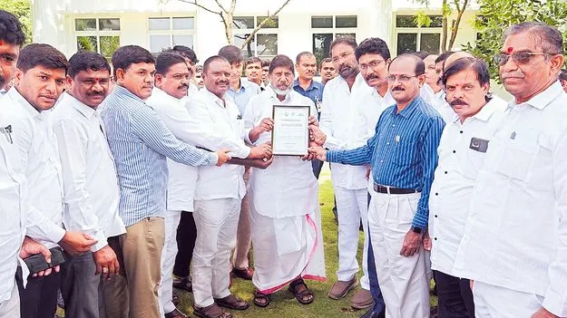 DA Increase: విద్యుత్తు ఉద్యోగులకు డీఏ పెంపు!