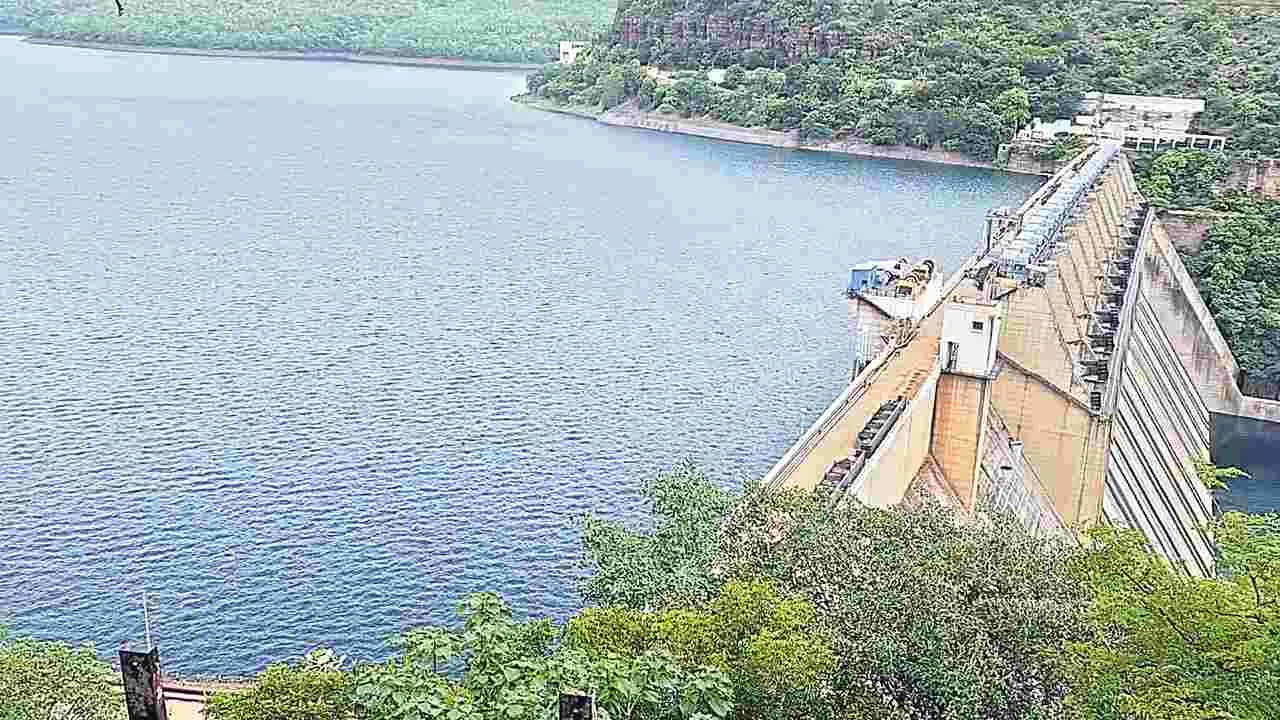 Srisailam: నిండుకుండలా శ్రీశైలం