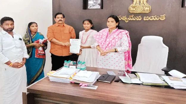 నిర్మల చదువుకు సహకారం