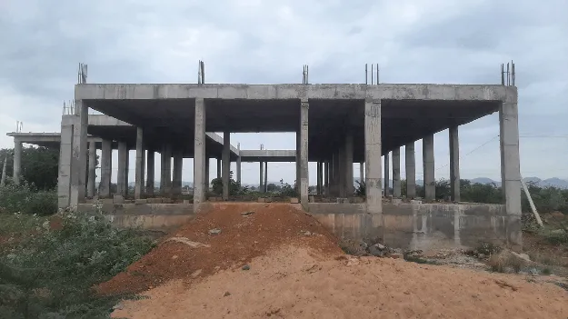 ఆరోగ్యకేంద్రం నిర్మాణం అంతేనా..?