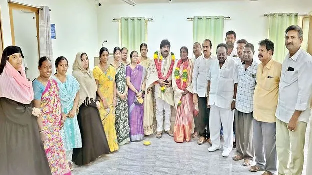 కైకలూరు తాత్కాలిక సర్పంచ్‌గా నాయుడు