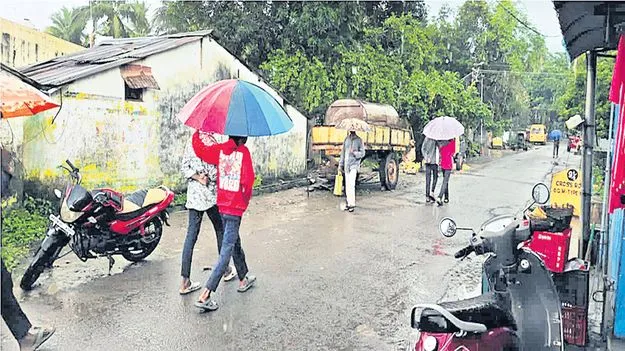 మన్యంలో భిన్న వాతావరణం