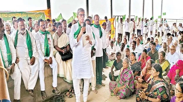 అలుగు కోసం అలుపెరుగని పోరాటం..