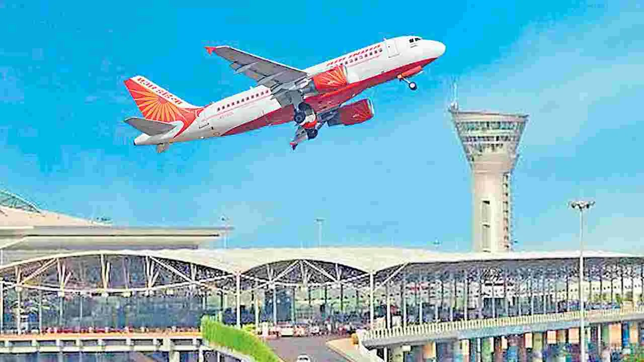 Hyderabad Airport: హైదరాబాద్‌ ఎయిర్‌ పోర్టు రికార్డు