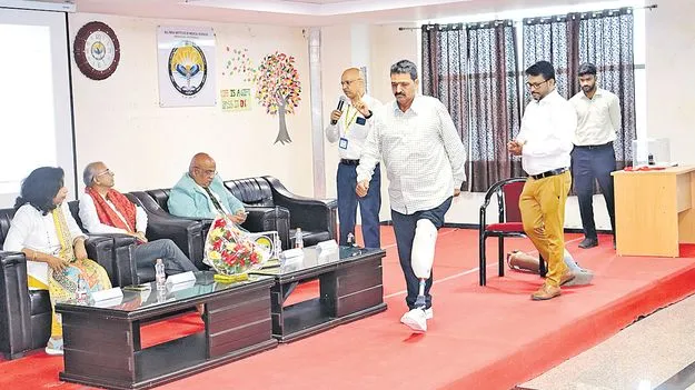 DRDO: రూ.20 వేలకే కార్బన్‌ ఫైబర్‌ కృత్రిమ పాదాలు