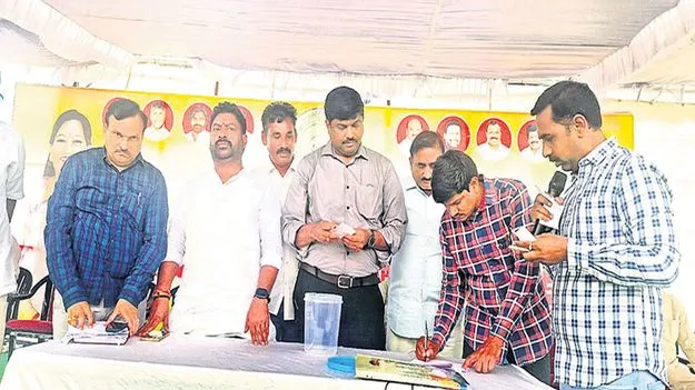 కారిడార్‌ నిర్వాసితులకు ప్యాకేజీ