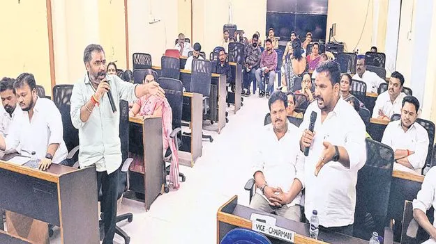 సమాధుల స్థలం కబ్జాపై రగడ