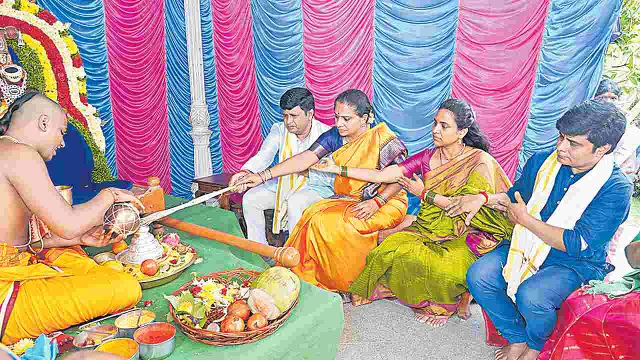 MLC Kavitha: నిజామాబాద్‌లో కవిత.. కనిపించని సందడి