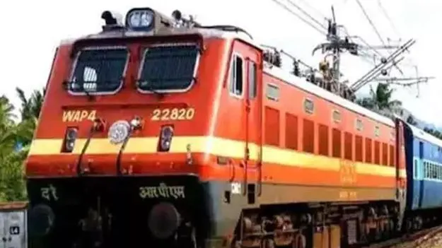 Seven Hills Express: సెవెన్‌ హిల్స్‌ ఎక్స్‌ప్రెస్‌‌కు తప్పిన ప్రమాదం 