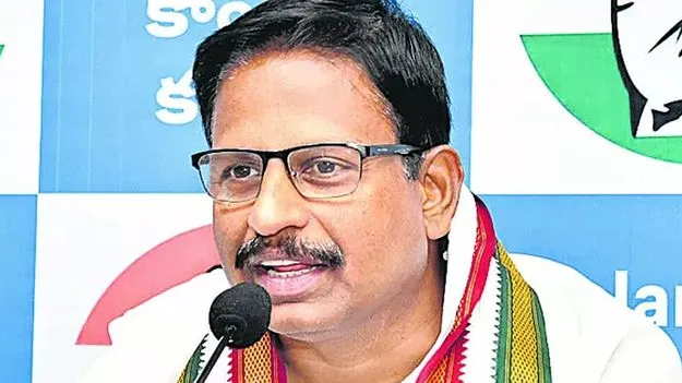 Yennam srinivas Reddy: హరీశ్, కేసీఆర్ కమిషన్ ఎదుట హాజరైతేనే వాస్తవాలు వెలుగులోకి: యెన్నం
