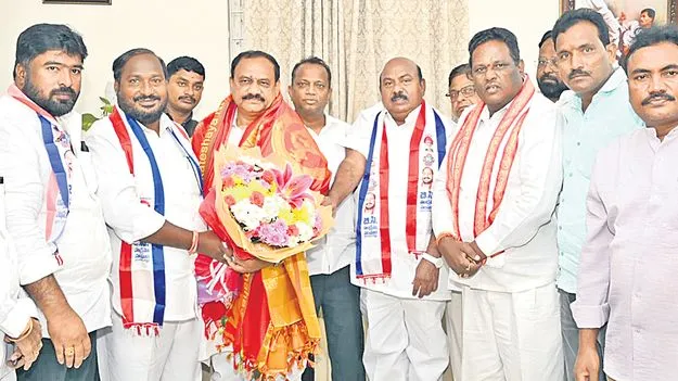 Mahesh Kumar Goud: మా నేతలకూ మంత్రివర్గంలో స్థానం కల్పించండి