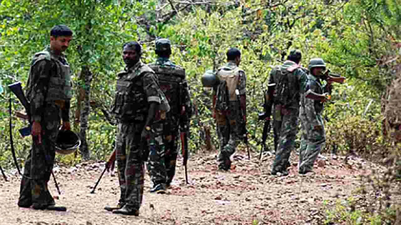 Encounter Naxals: అబూజ్‌మఢ్‌లో ఆరుగురు నక్సల్స్‌ కాల్చివేత