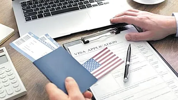 US Visa: వచ్చే ఏడాది నుంచి అమెరికా వీసా చార్జీల పెంపు