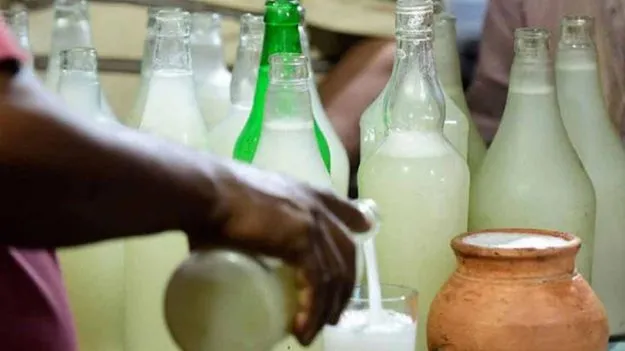 Counterfeit Alcohol: నిన్న కల్తీ కల్లు.. నేడు కల్తీ మద్యం