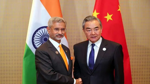 భారత్‌-చైనా మధ్య మళ్లీ నేరుగా విమానాలు