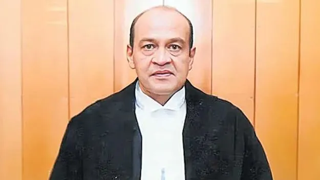 Justice Yashwant Verma: జస్టిస్‌ యశ్వంత్‌ వర్మపై అభిశంసన తీర్మానం