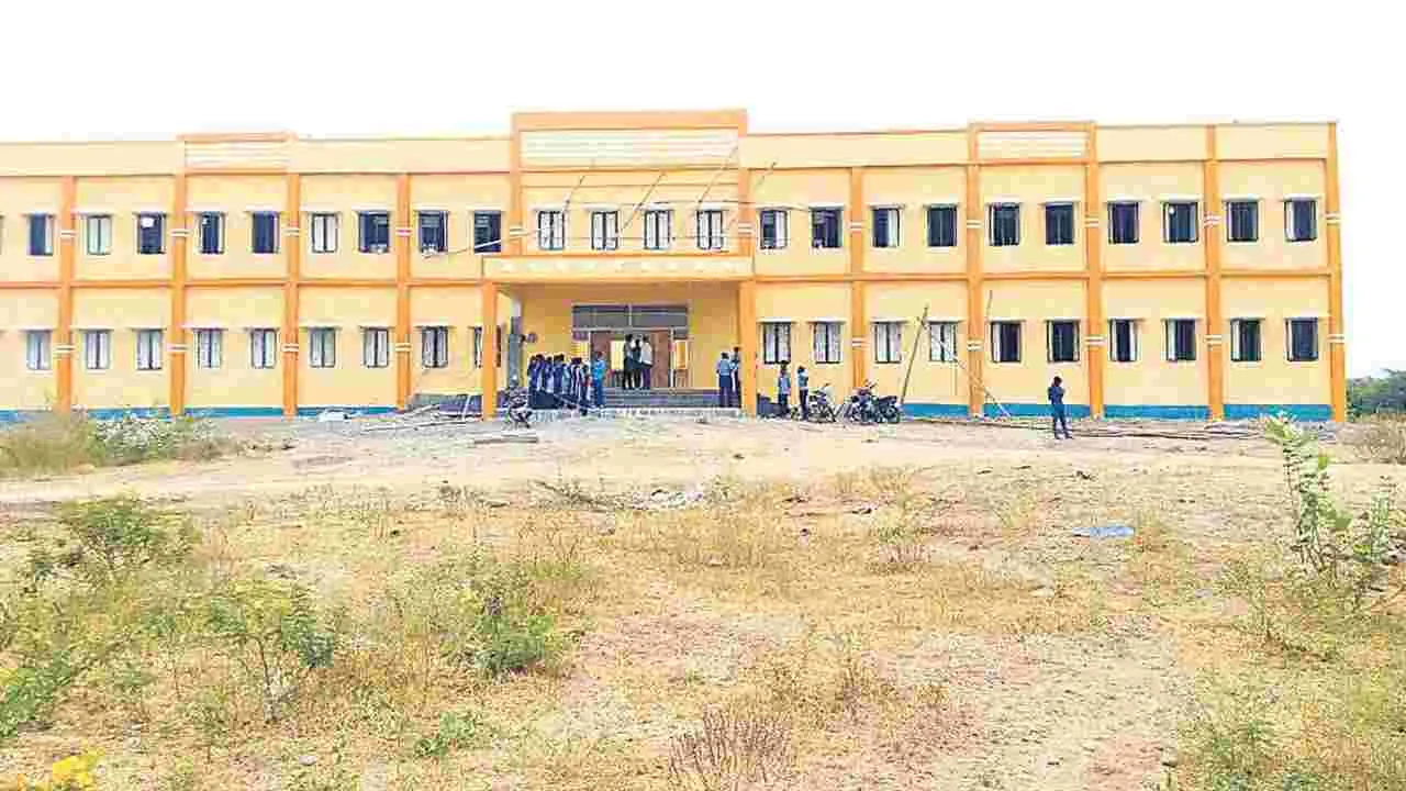 Model Schools: ఏడేళ్ల తర్వాత మోడల్‌ స్కూళ్ల క్యాడర్‌ మార్పు 