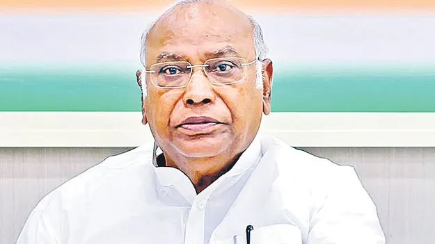 Mallikarjun Kharge: కష్టపడి పనిచేసినా సీఎంని కాలేకపోయా: ఖర్గే