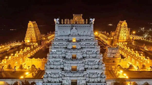 Yadagirigutta: యాదగిరిగుట్ట సత్యదేవుడి వ్రత టికెట్ ధర పెంపు