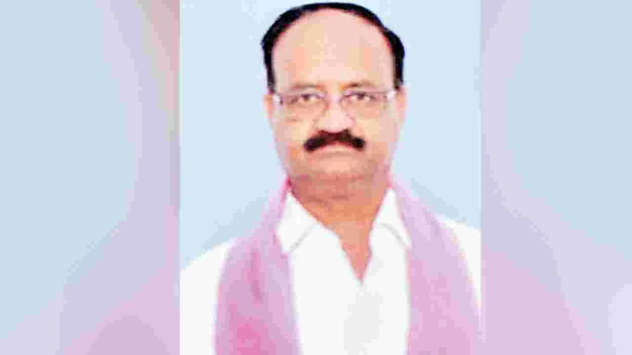 BRS: ఆదిలాబాద్‌ డీసీసీబీ డైరెక్టర్‌ కిడ్నాప్‌!