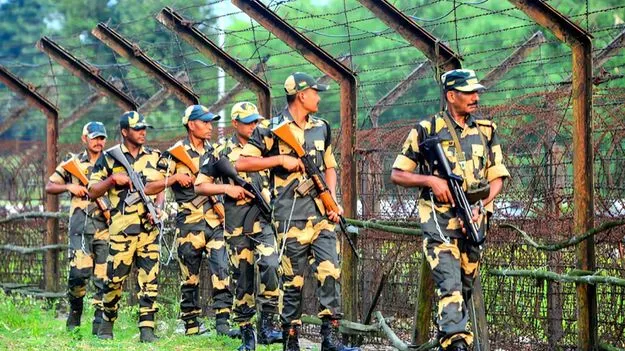 Body Worn Cameras: జవాన్లకు శరీరంపై ధరించే కెమెరాలు