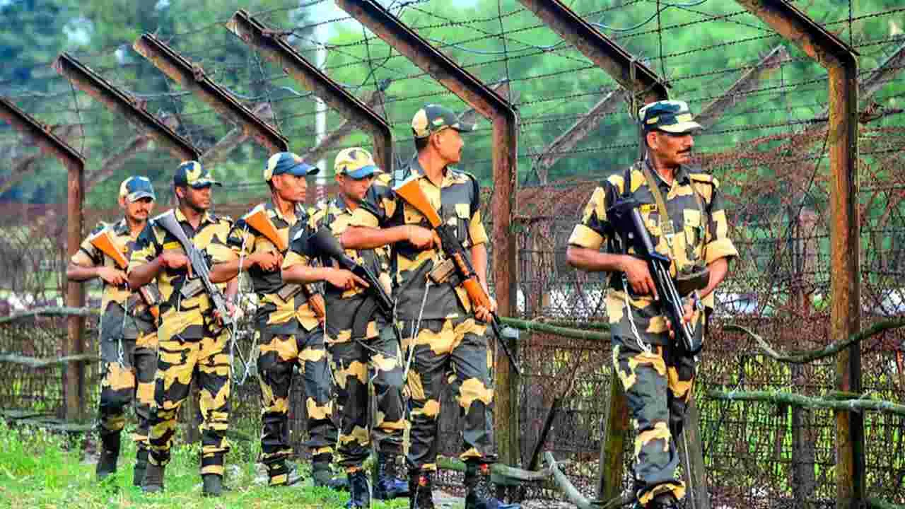 Body Worn Cameras: జవాన్లకు శరీరంపై ధరించే కెమెరాలు