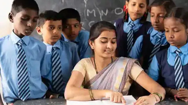Teacher Promotions: టీచర్ల పదోన్నతులకు పచ్చజెండా 