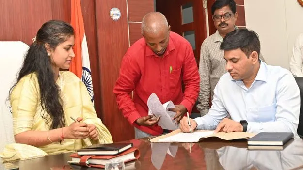 Karimnagar:   సంక్షేమ పథకాలు ప్రజలకు అందేలా చర్యలు