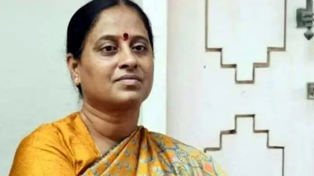 Konda Surekha: మంత్రి కొండా సురేఖకు షాక్
