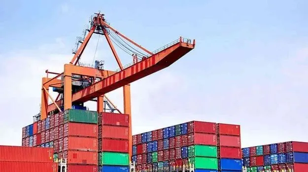 ఎగుమతుల్లో మళ్లీ క్షీణత