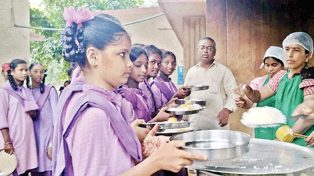 సంతృప్తిగా..