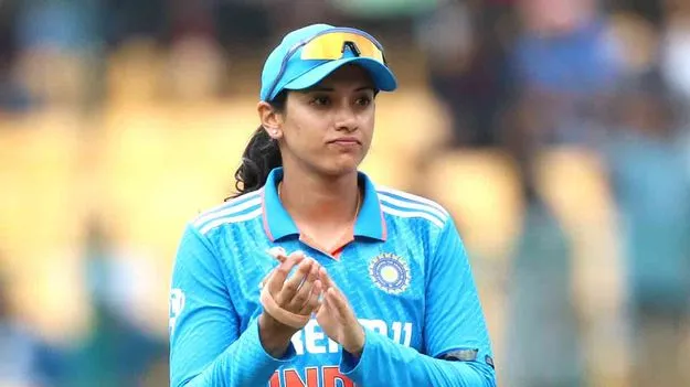 మళ్లీ అగ్రపీఠంపై మంధాన