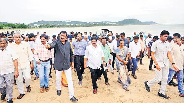 రుషికొండ బీచ్‌కు కలకాలం బ్లూ ఫ్లాగ్‌ గుర్తింపు 