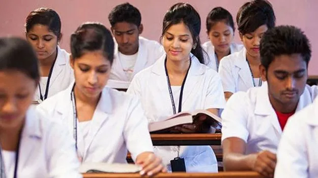 Staff Nurses: తెలంగాణ నర్సింగ్‌ డైరెక్టరేట్‌!