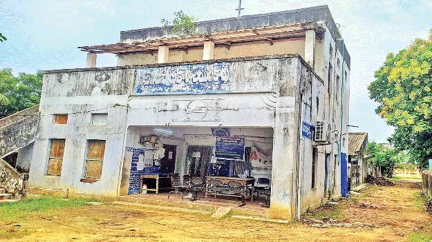 సొంత గూడు కరువాయె !