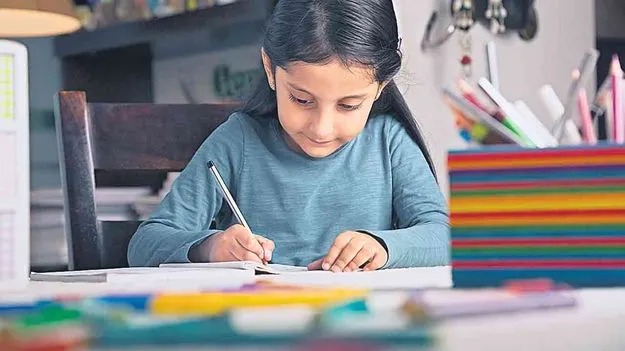 Handwriting Tips: పిల్లల చేతి రాత అందంగా