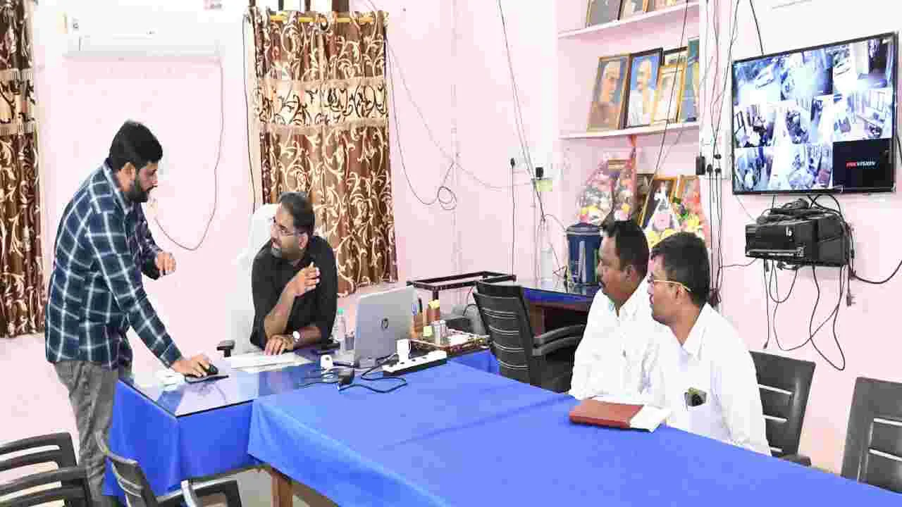  రైతులకు సకాలంలో ఎరువులు అందించాలి
