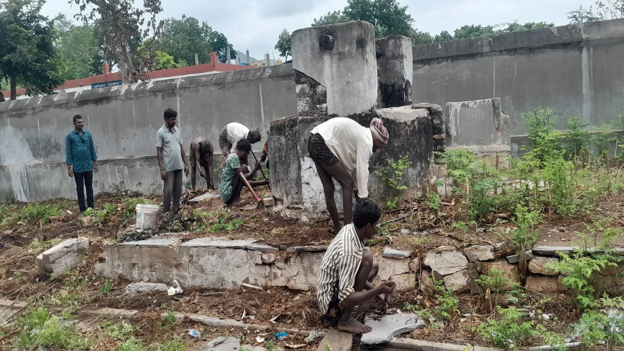 రంగనాథ స్వామి ఆలయ అభివృద్ధికి కృషి 