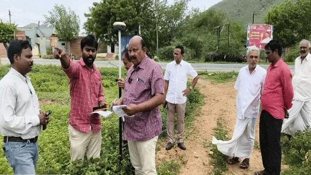 వైద్యశాల స్థలం హద్దుల ఏర్పాటుకు సర్వే 