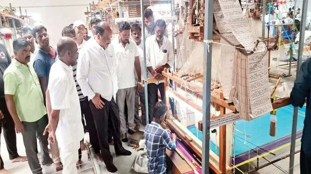 యువతకు ఉపాధి కల్పనే లక్ష్యం