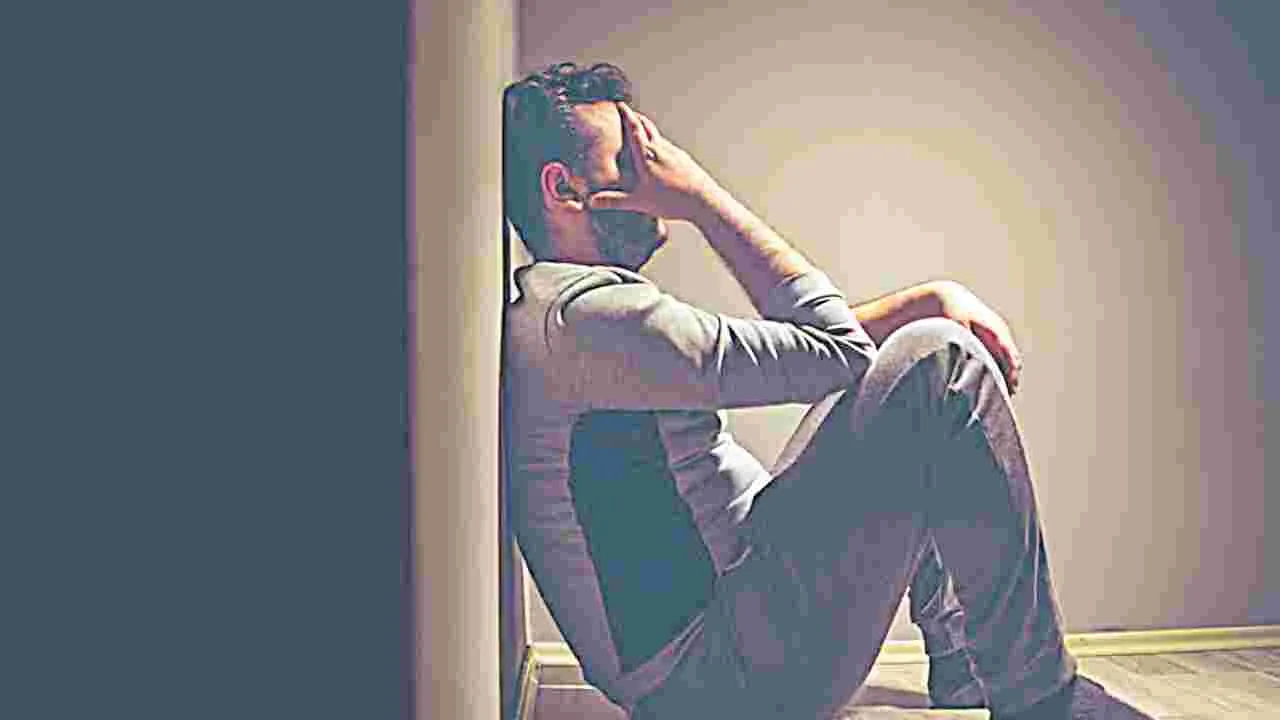 ప్రాణాలు తీస్తున్న ఒంటరితనం