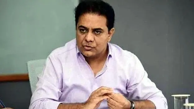 Police Officers: కేటీఆర్‌ పద్ధతి మారకపోతే చట్ట ప్రకారం చర్యలు 