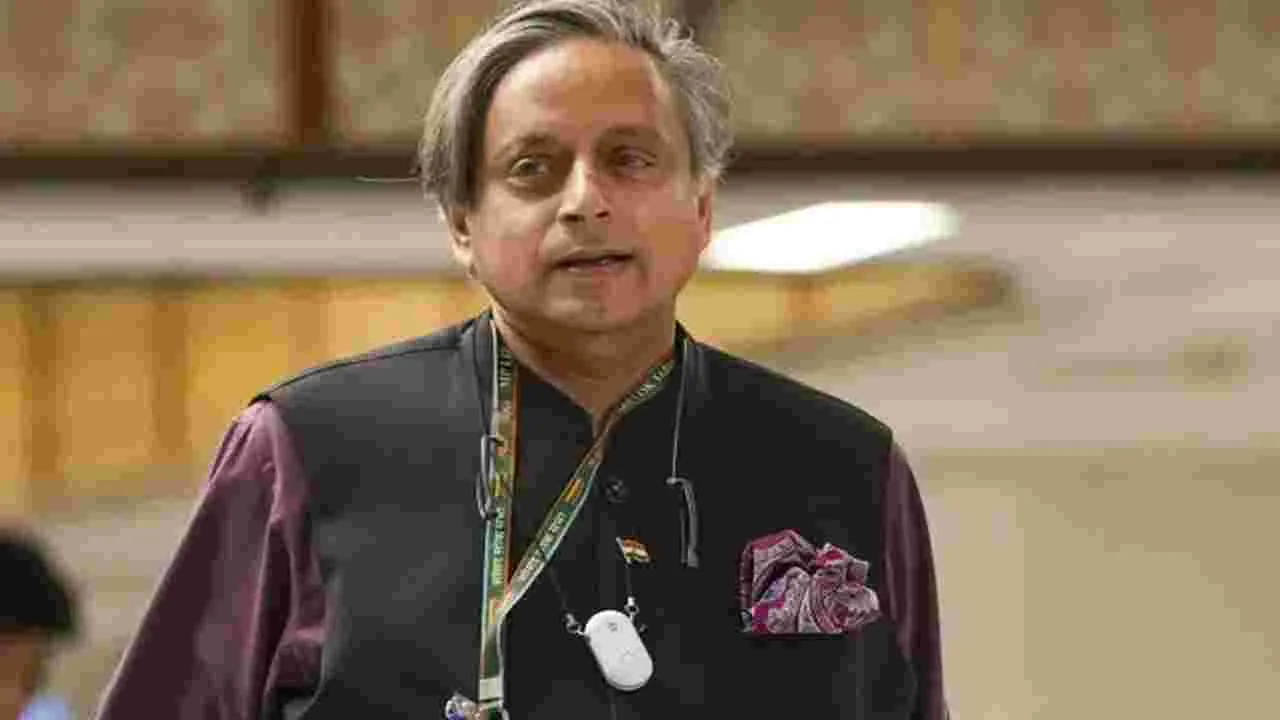 Shashi Tharoor: మూడో దేశం జోక్యమేం లేదు