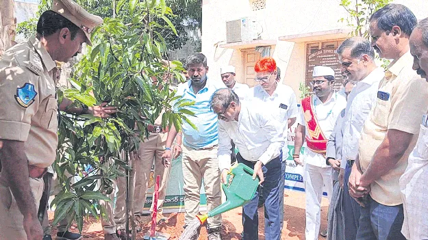 పర్యావరణ పరిరక్షణకు పాటుపడాలి