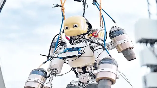 Robotics: ఎగిరే రోబో! 