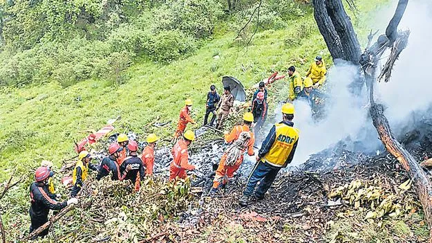 Helicopter Crash: కేదార్‌నాథ్‌లో కూలిన హెలికాప్టర్‌