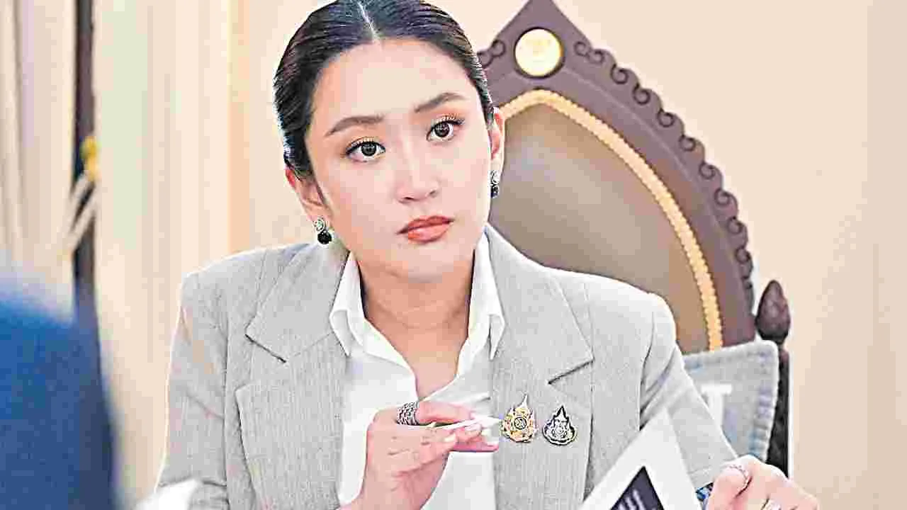 Thailand: థాయ్‌లాండ్‌ ప్రధానిపై సస్పెన్షన్‌ వేటు