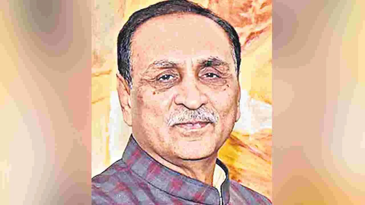 Vijay Rupani: కార్పొరేటర్‌ స్థాయి నుంచి.. రాష్ట్రానికి రెండు సార్లు సీఎంగా 