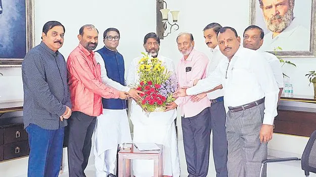 Private Colleges: ఫీజు రీయింబర్స్‌మెంట్‌  కోసం ట్రస్ట్‌ బ్యాంక్‌!