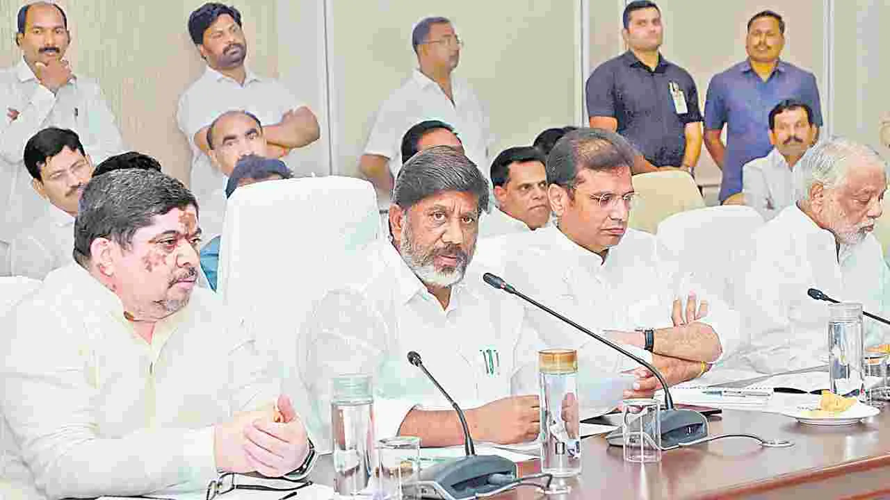 Employee JAC: మూడు డీఏలు వెంటనే ఇవ్వండి